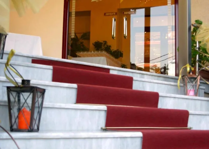 Jayne's - Getaways *